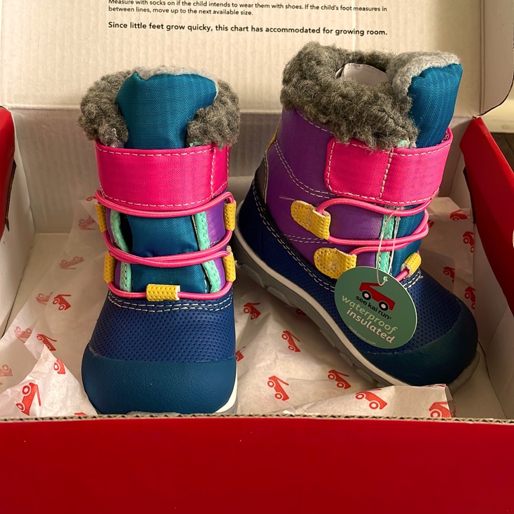 BNIB baby toddler girls Gilman waterproof insulated winter boot purple teal